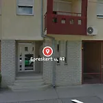 Epreskert Διαμέρισμα *