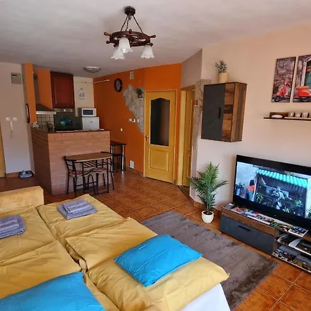 Epreskert Apartment